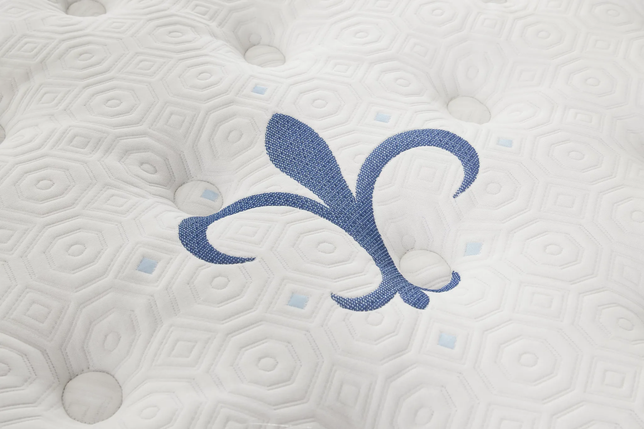 Stearns & Foster Studio 14" Medium Tight Top Mattress