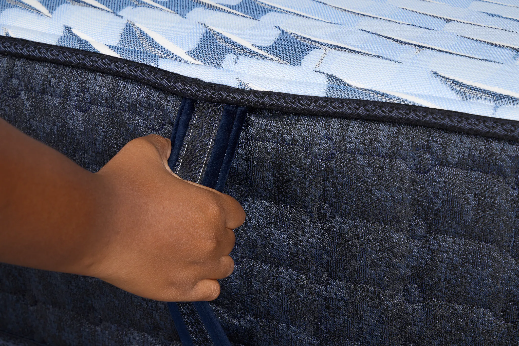 Serta Icomfort Aveda 12" Plush Memory Foam Mattress