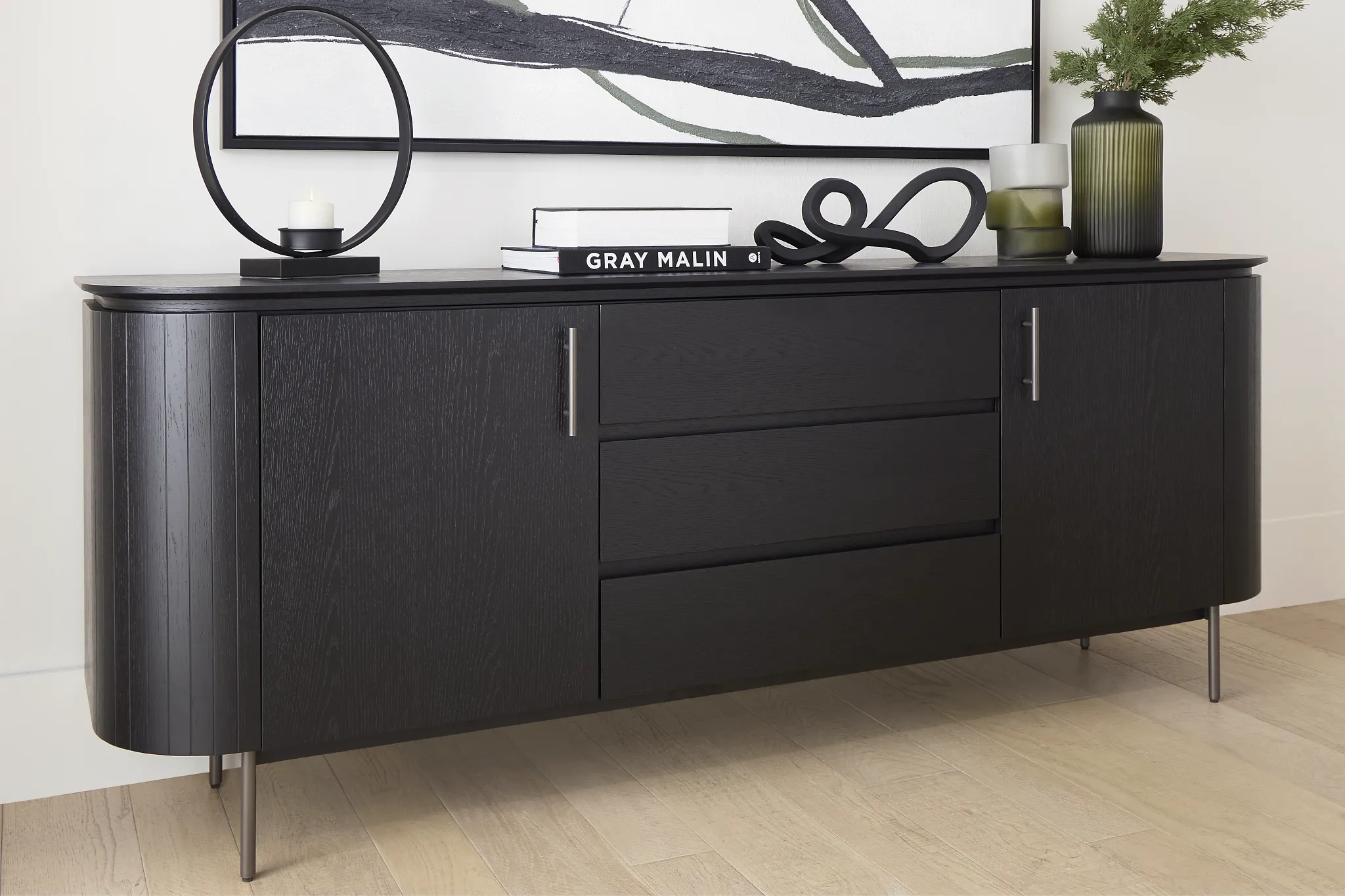 Nomad Black Round Buffet