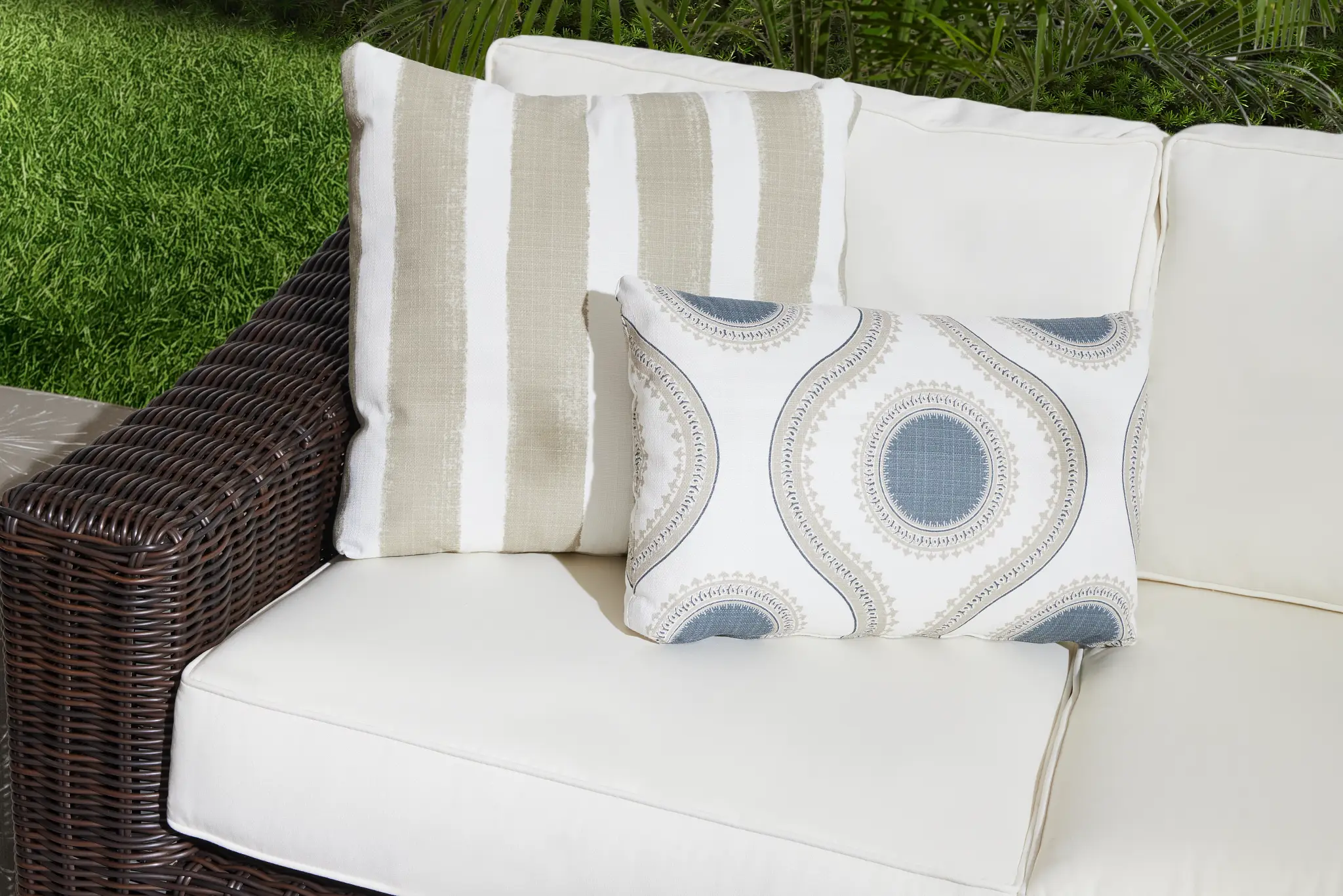 Nico Light Beige 20" Indoor/outdoor Accent Pillow Nico Light Beige 20" Indoor/outdoor Accent Pillow