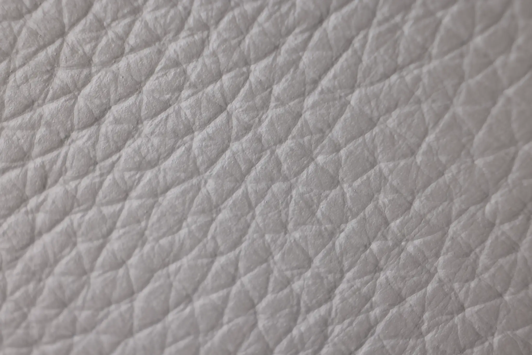 Walker Light Gray Lthr/vinyl Power Reclining Console Loveseat W/ Power Headrest Walker Light Gray Lthr/vinyl Power Reclining Console Loveseat W/ Power Headrest