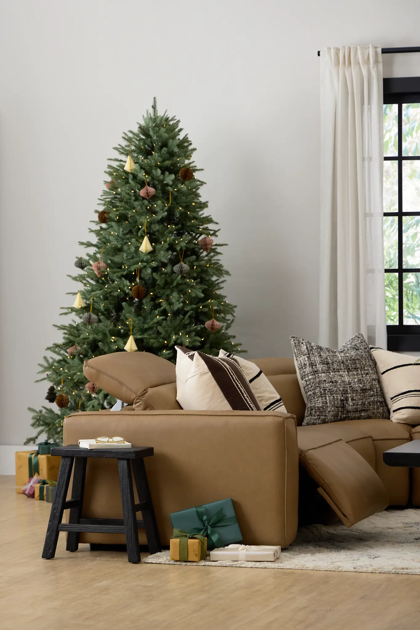 Top Reasons to Shop CITY Furniture’s Cyber Monday Sale