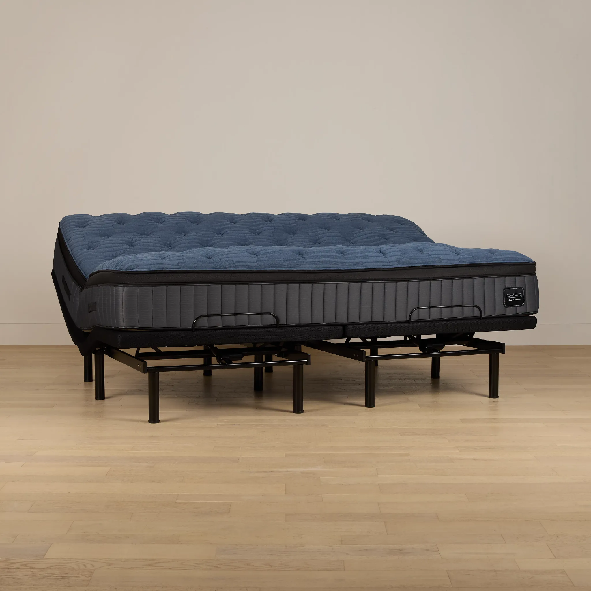 Kevin Charles By Sealy Reserve Lux Ultra Plush Plus Adjustable Mattress Set