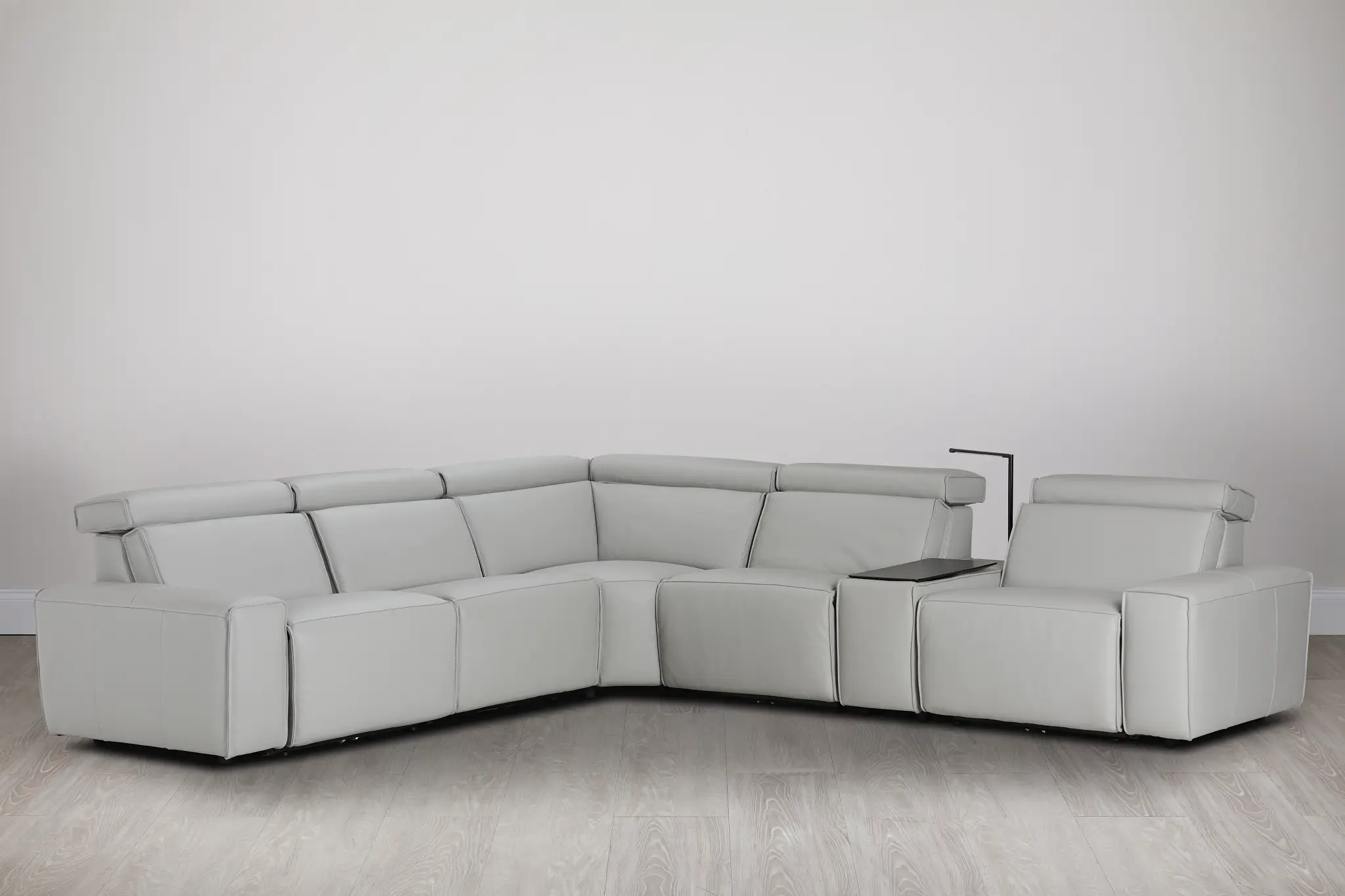 Carmelo Gray Leather Medium Triple Power 2-arm Sectional Carmelo Gray Leather Medium Triple Power 2-arm Sectional
