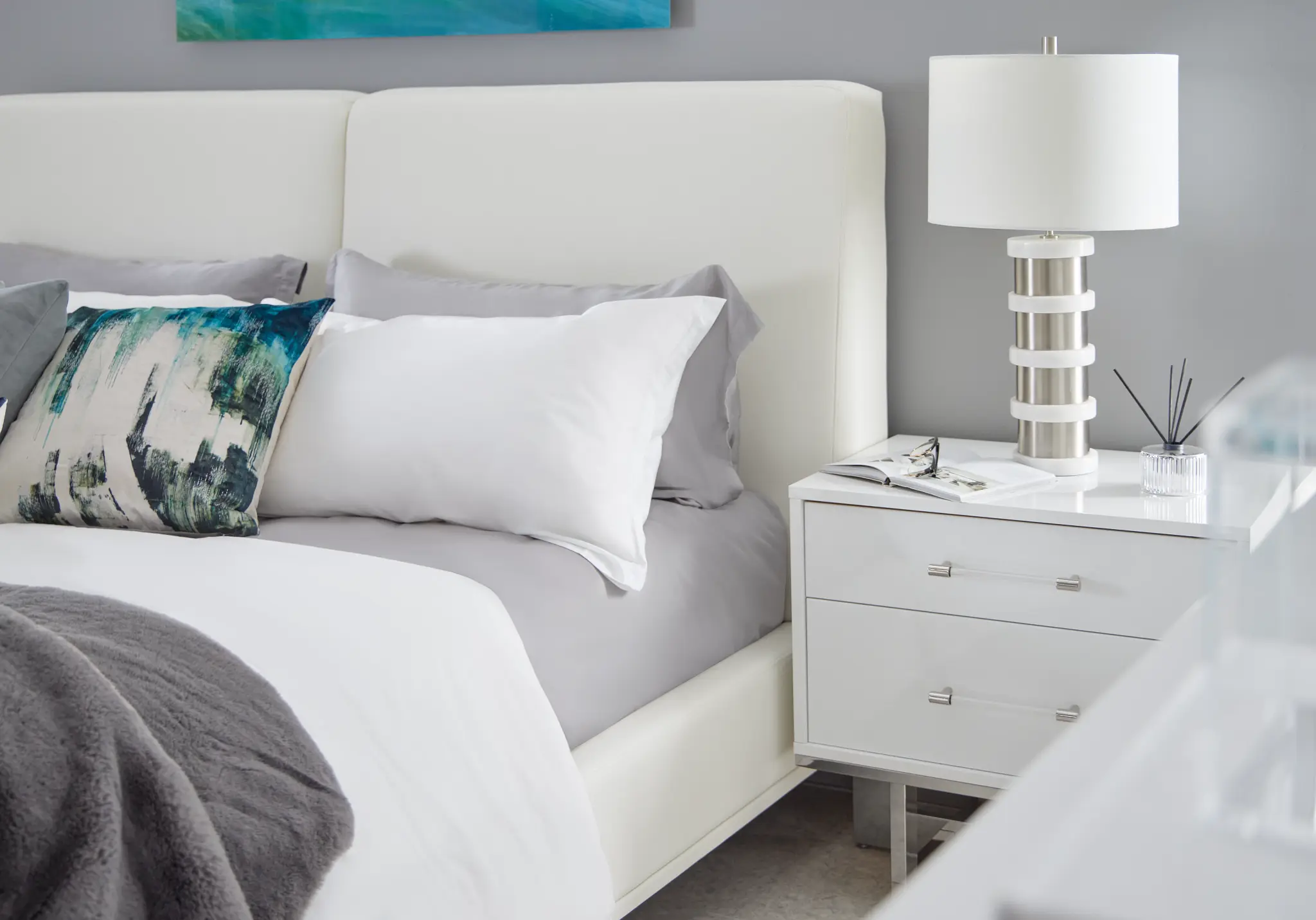 Emit White Micro Panel Bed Emit White Micro Panel Bed