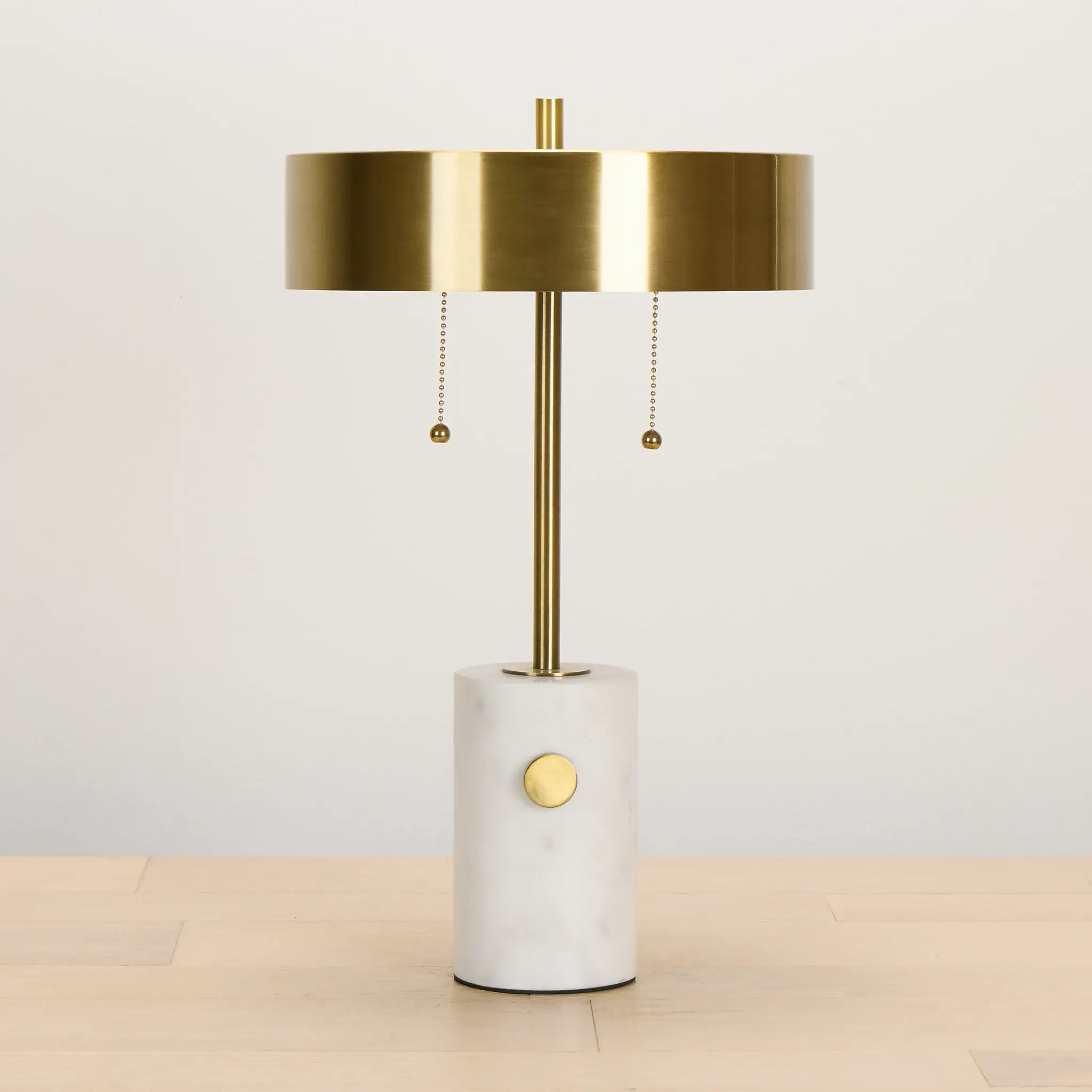 Navo Gold Metal Table Lamp Navo Gold Metal Table Lamp