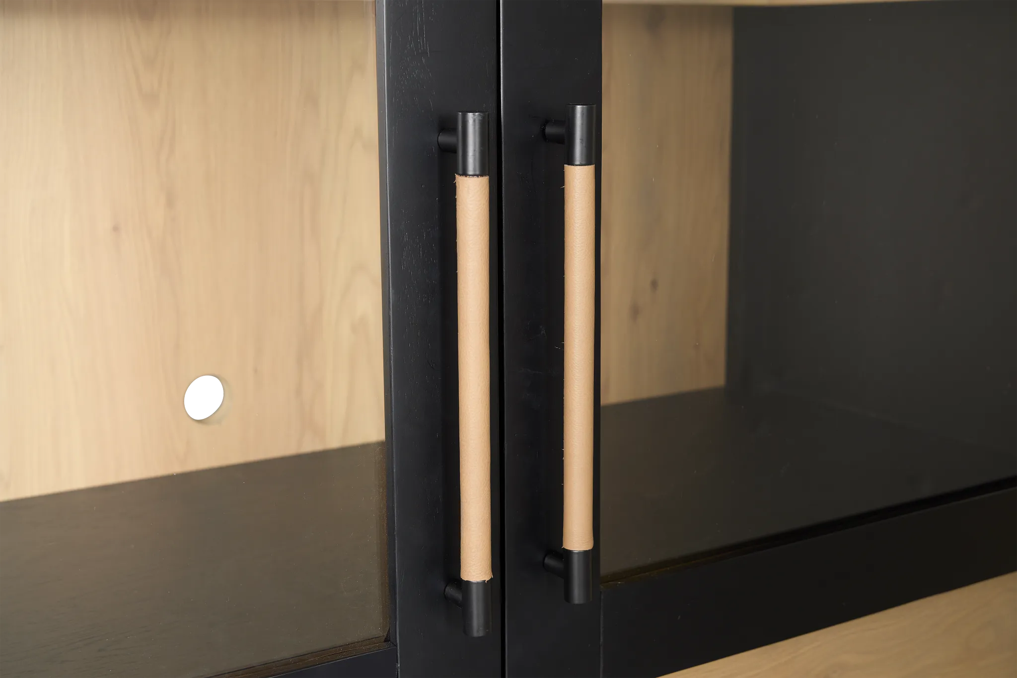 Highland Black Curio