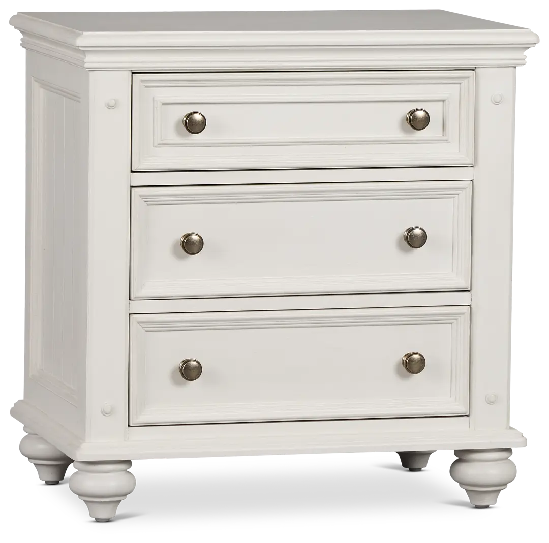 Savannah Ivory 3-drawer Nightstand Savannah Ivory 3-drawer Nightstand
