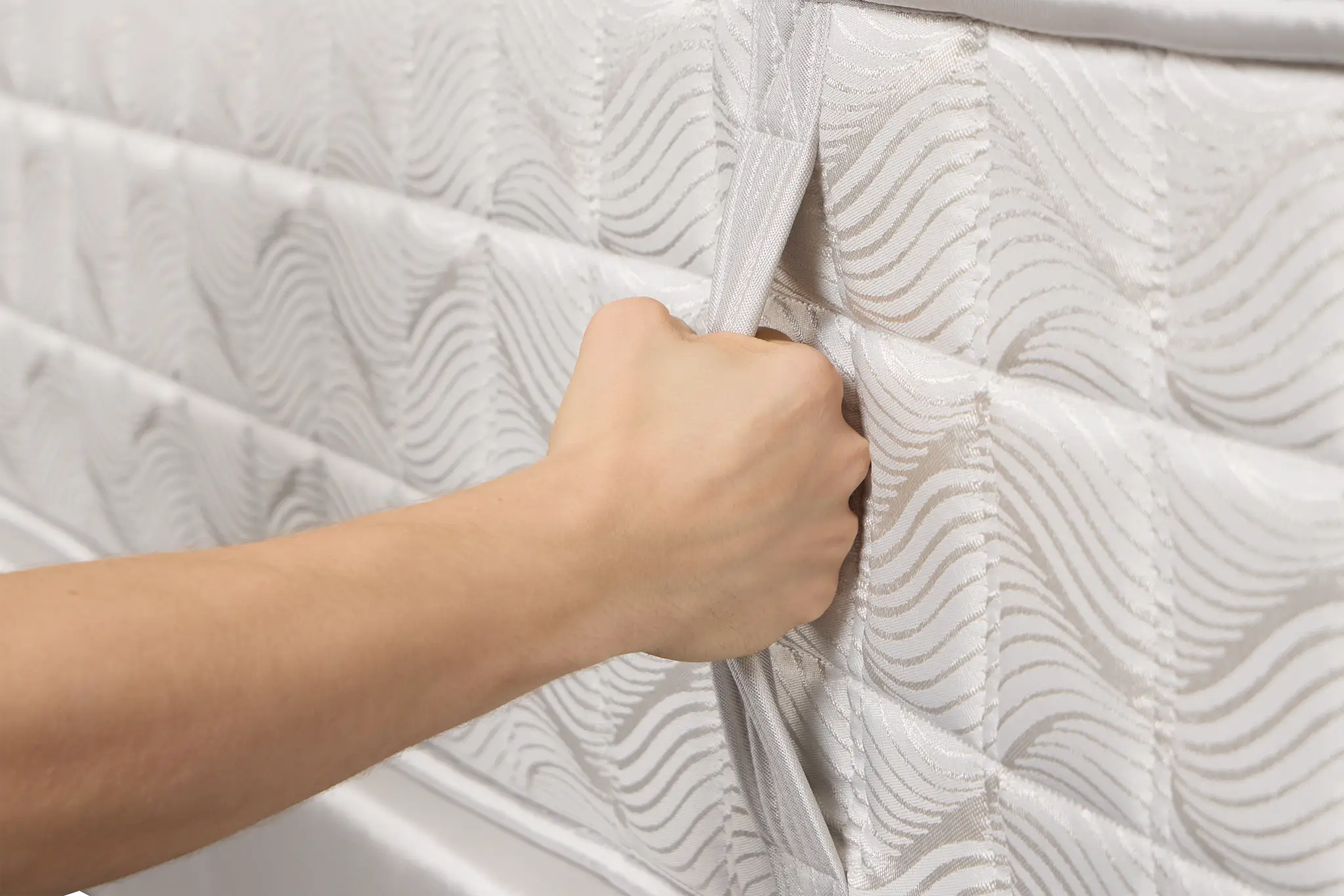Aireloom Timeless Odyssey Luxetop M2 15.5" Plush Mattress Aireloom Timeless Odyssey Luxetop M2 15.5" Plush Mattress
