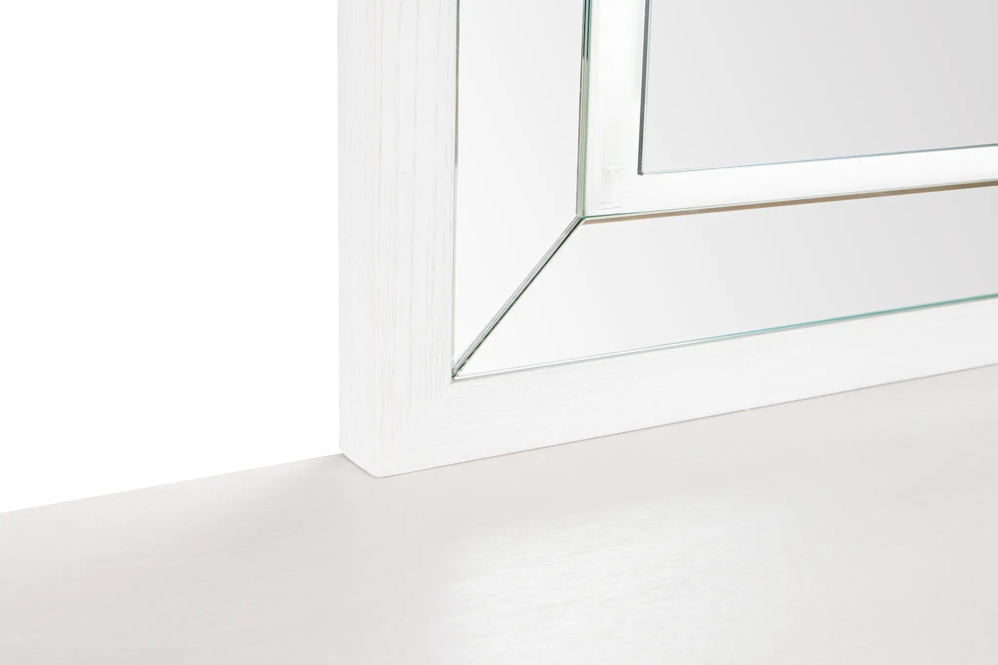 Bal Harbour White Dresser & Mirror Bal Harbour White Dresser & Mirror