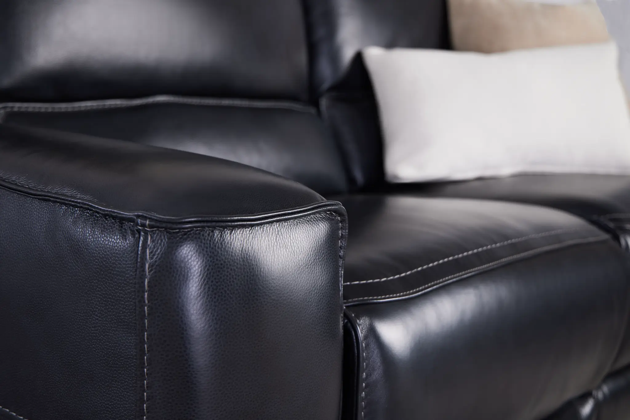 Miles Black Lthr/vinyl Power Reclining Sofa Miles Black Lthr/vinyl Power Reclining Sofa