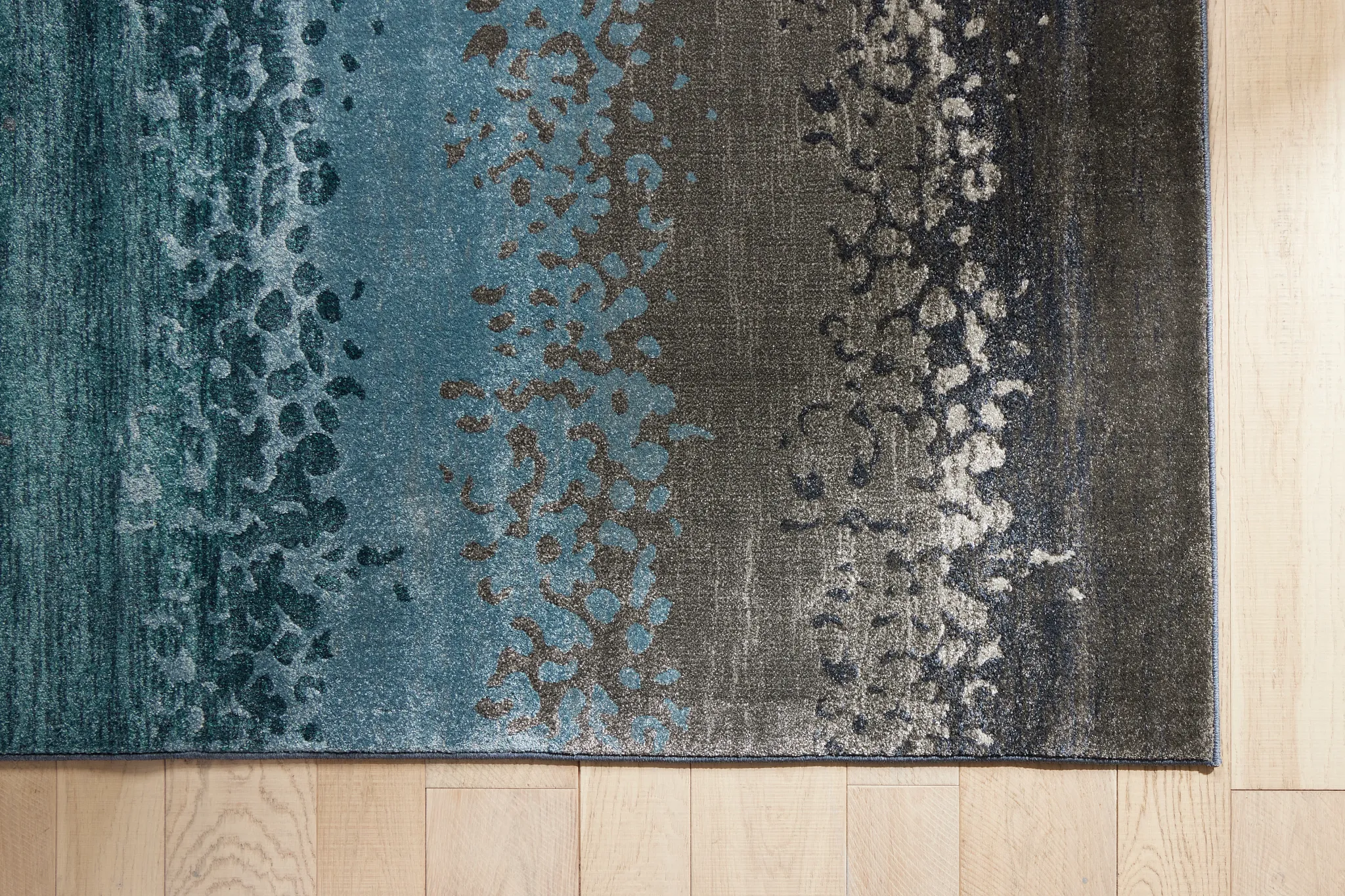 Geneva Multicolored 5x8 Area Rug