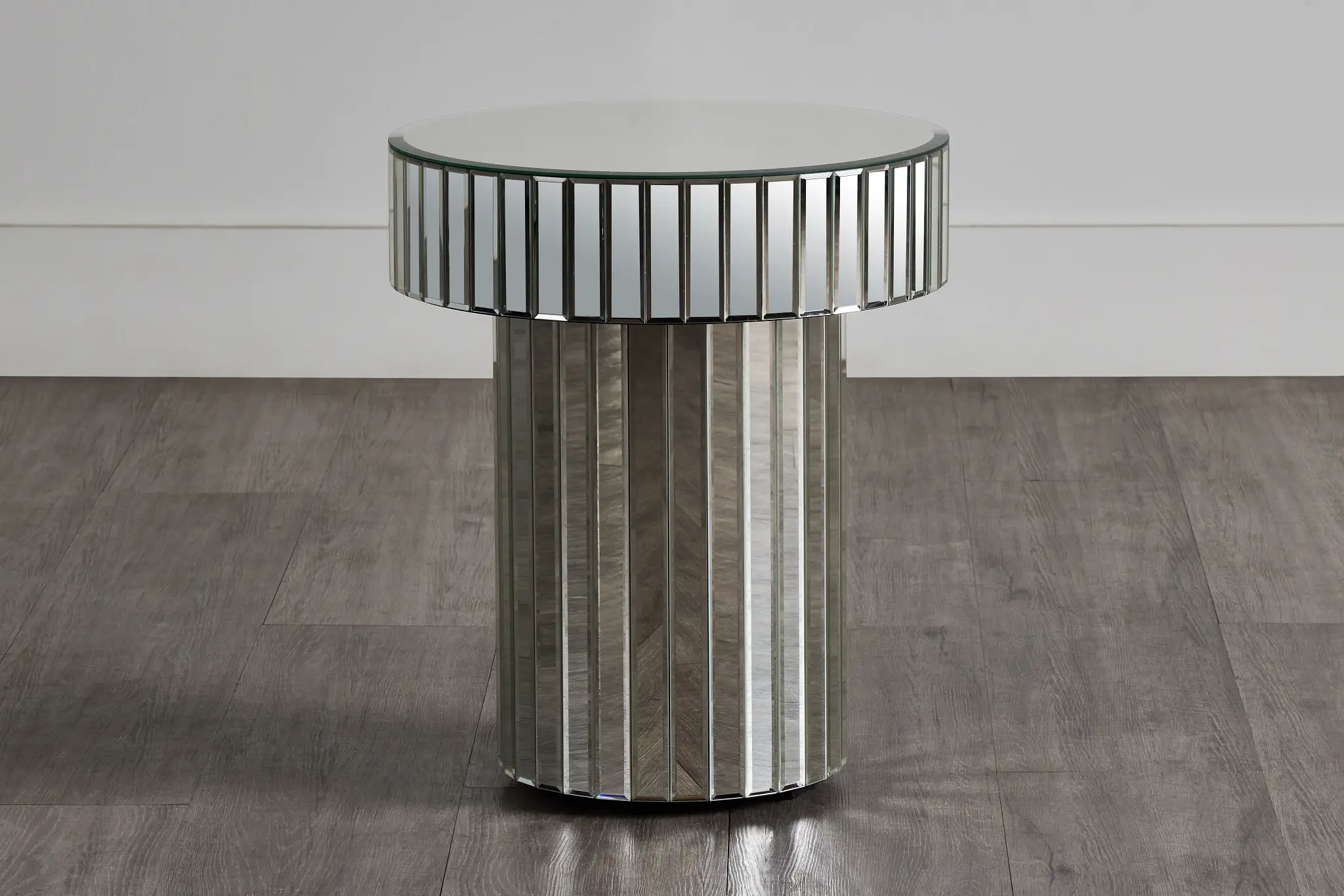 Katrin Glass Round End Table Katrin Glass Round End Table