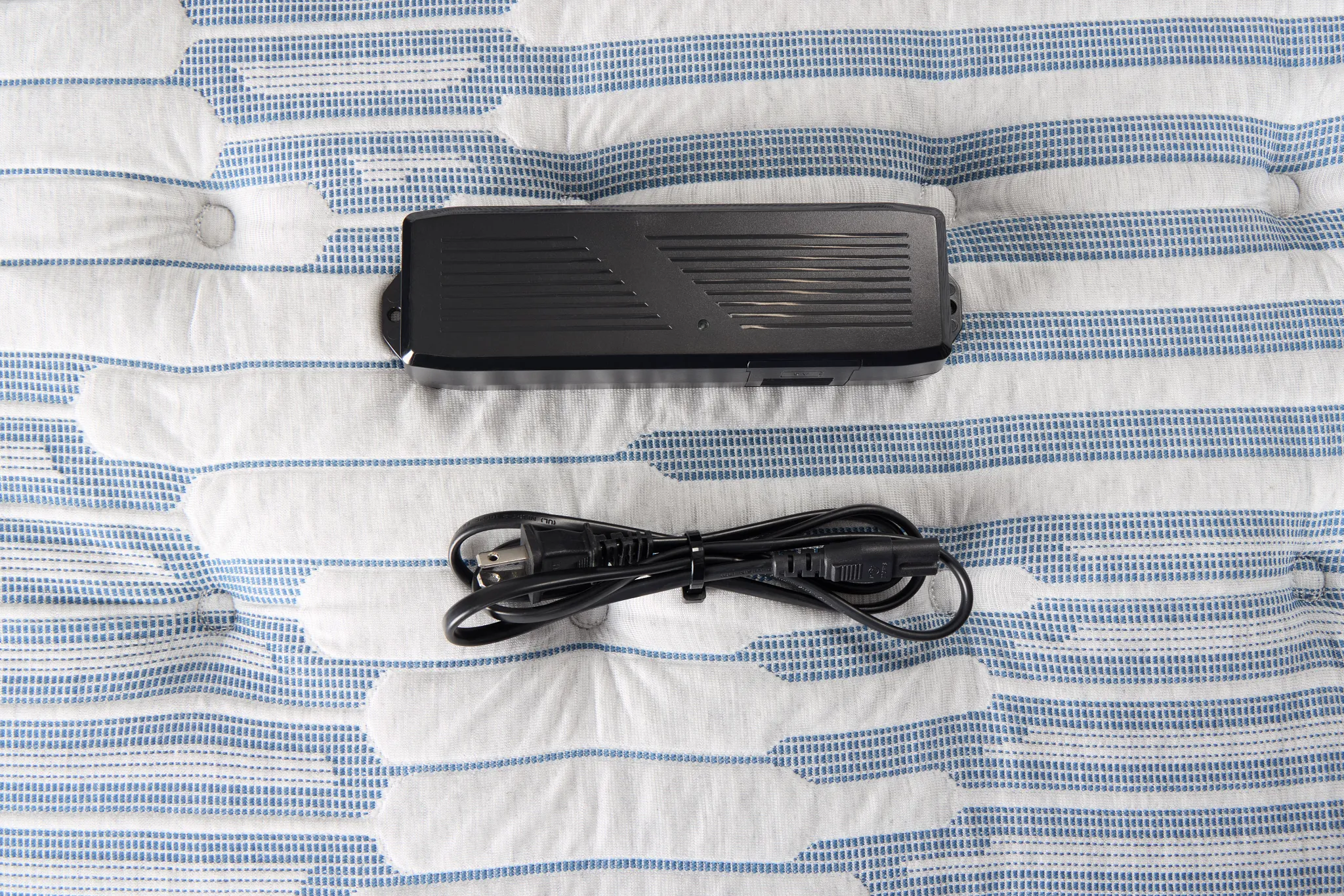 Kevin Charles By Sealy Signature Plush Plus Adjustable Mattress Set