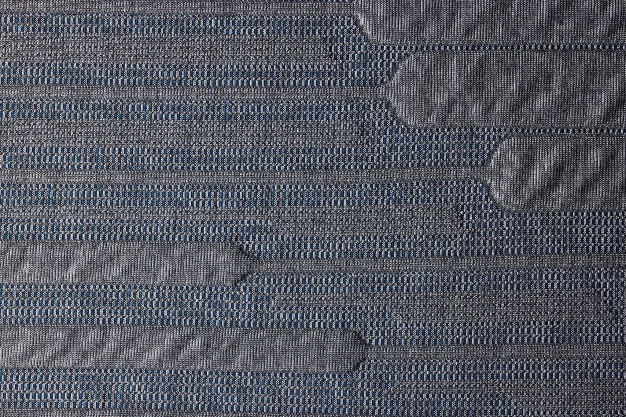 Kevin Charles By Sealy Hybrid Medium Plus Adjustable Mattress Set