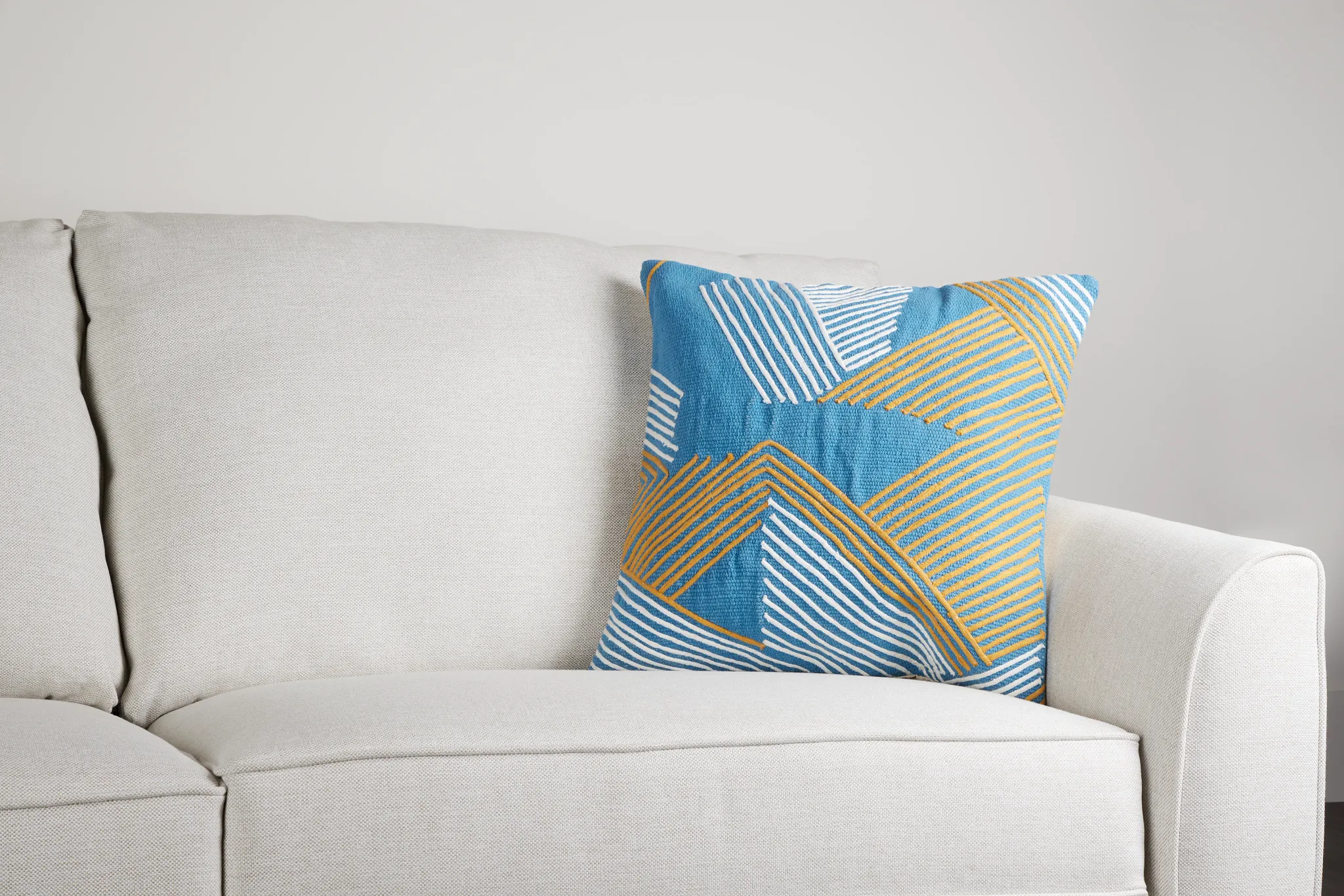 Tadeo Blue 20" Accent Pillow