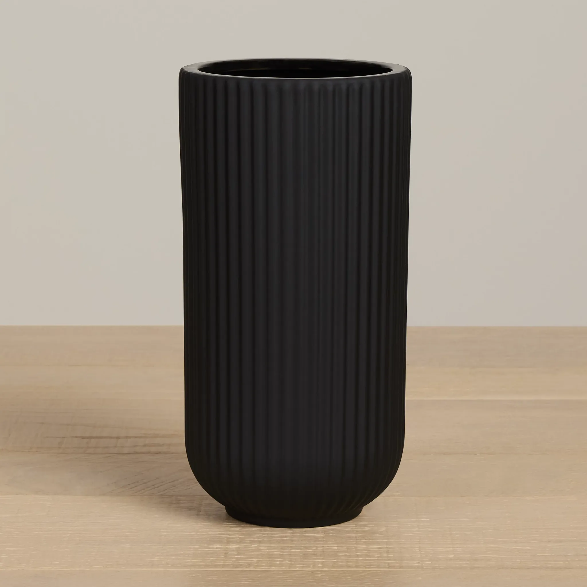 Rivi Black Medium Vase
