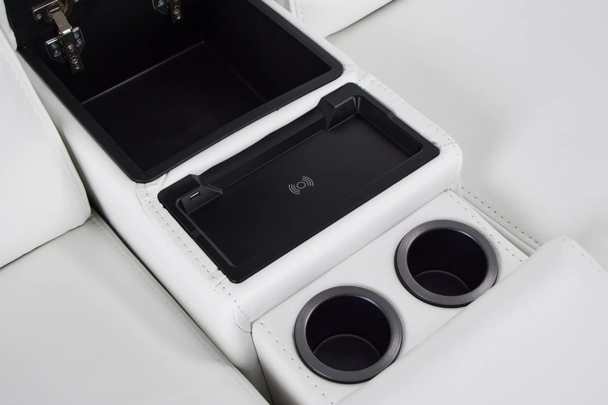 Reign White Lthr/vinyl Large Dual Power Reclining Two-arm Sectional Reign White Lthr/vinyl Large Dual Power Reclining Two-arm Sectional