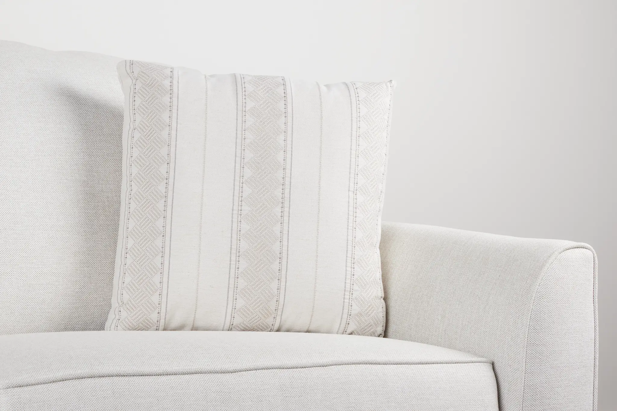Hermione Beige 18" Accent Pillow Hermione Beige 18" Accent Pillow