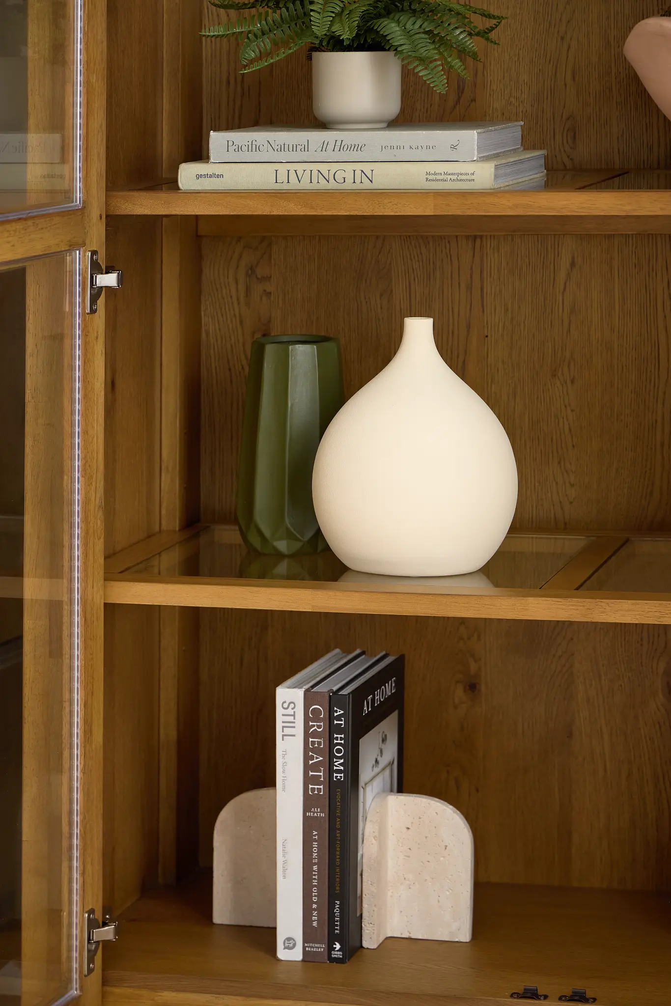 Dodge Ivory Large Vase Dodge Ivory Large Vase