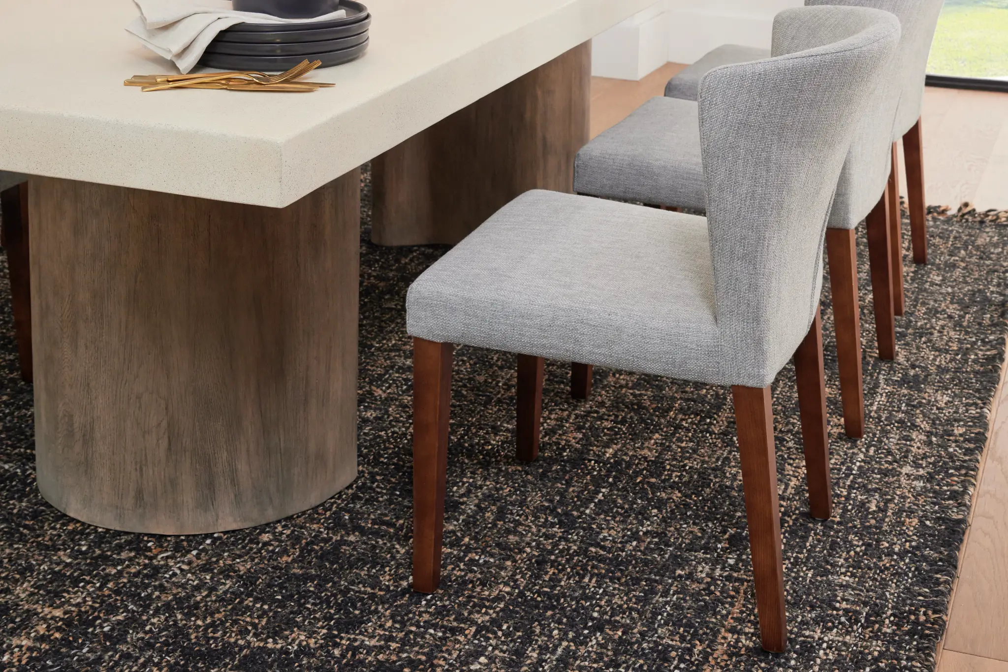 Jensen White Rectangular Table Jensen White Rectangular Table