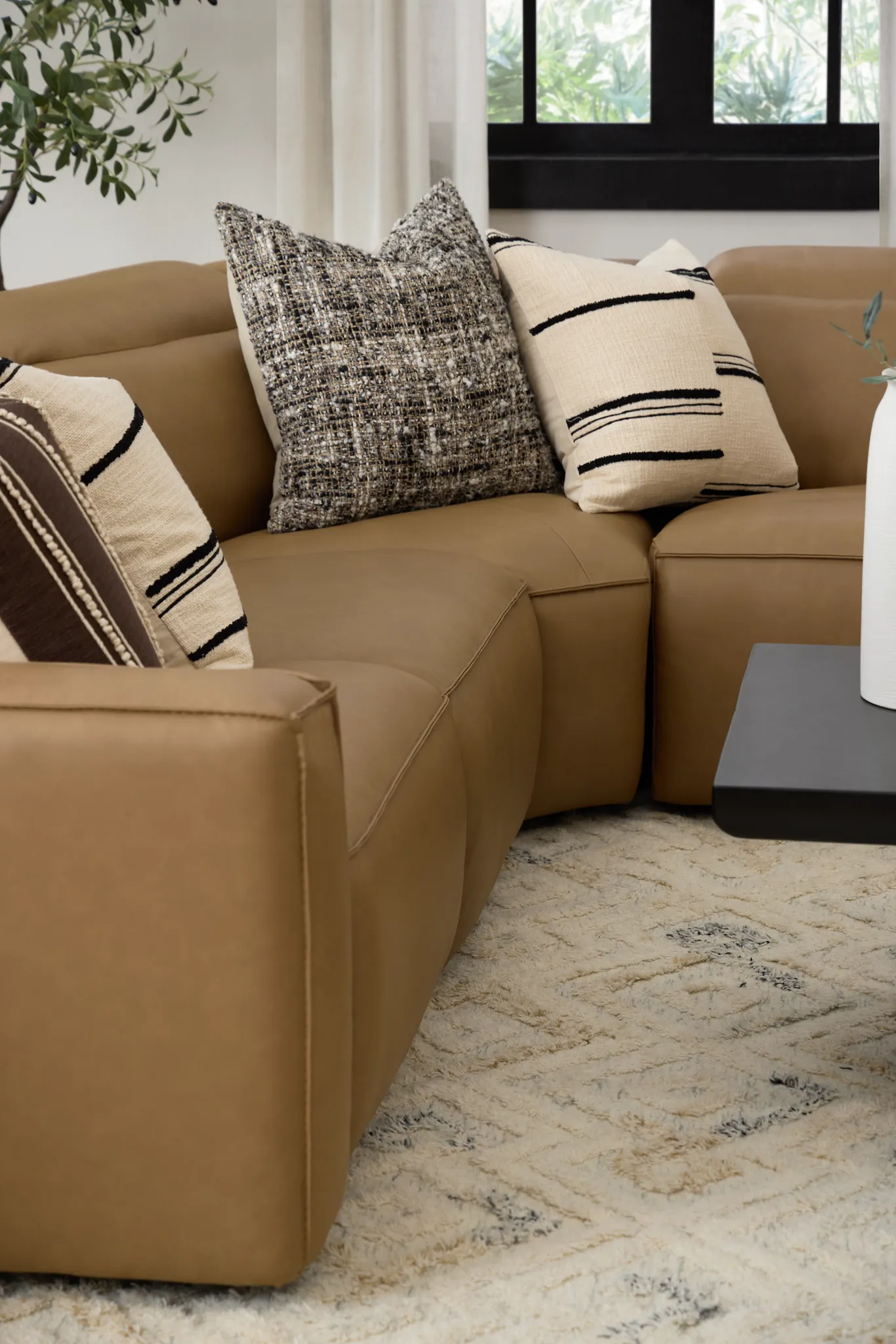 Ryland Brown Lthr/vinyl Medium Dual Power 2-arm Reclining Sectional