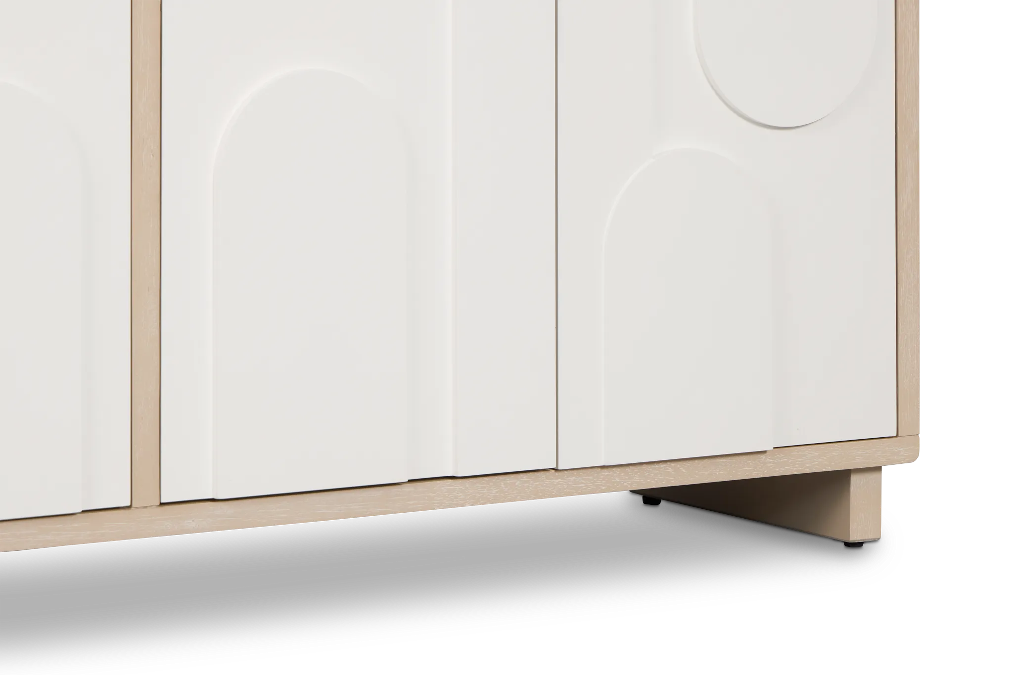 Wantari Two-tone 4 Door Credenza