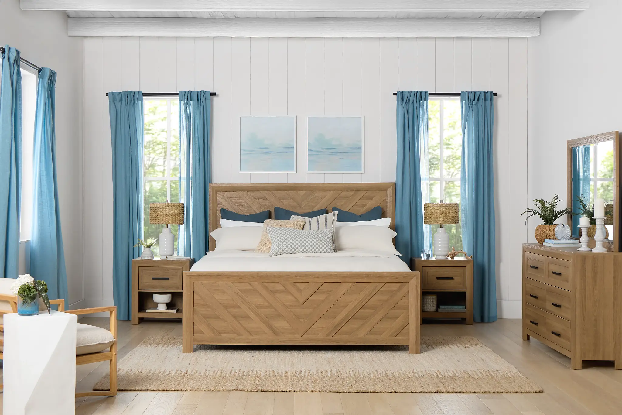 Delray Light Tone Panel Bed Delray Light Tone Panel Bed