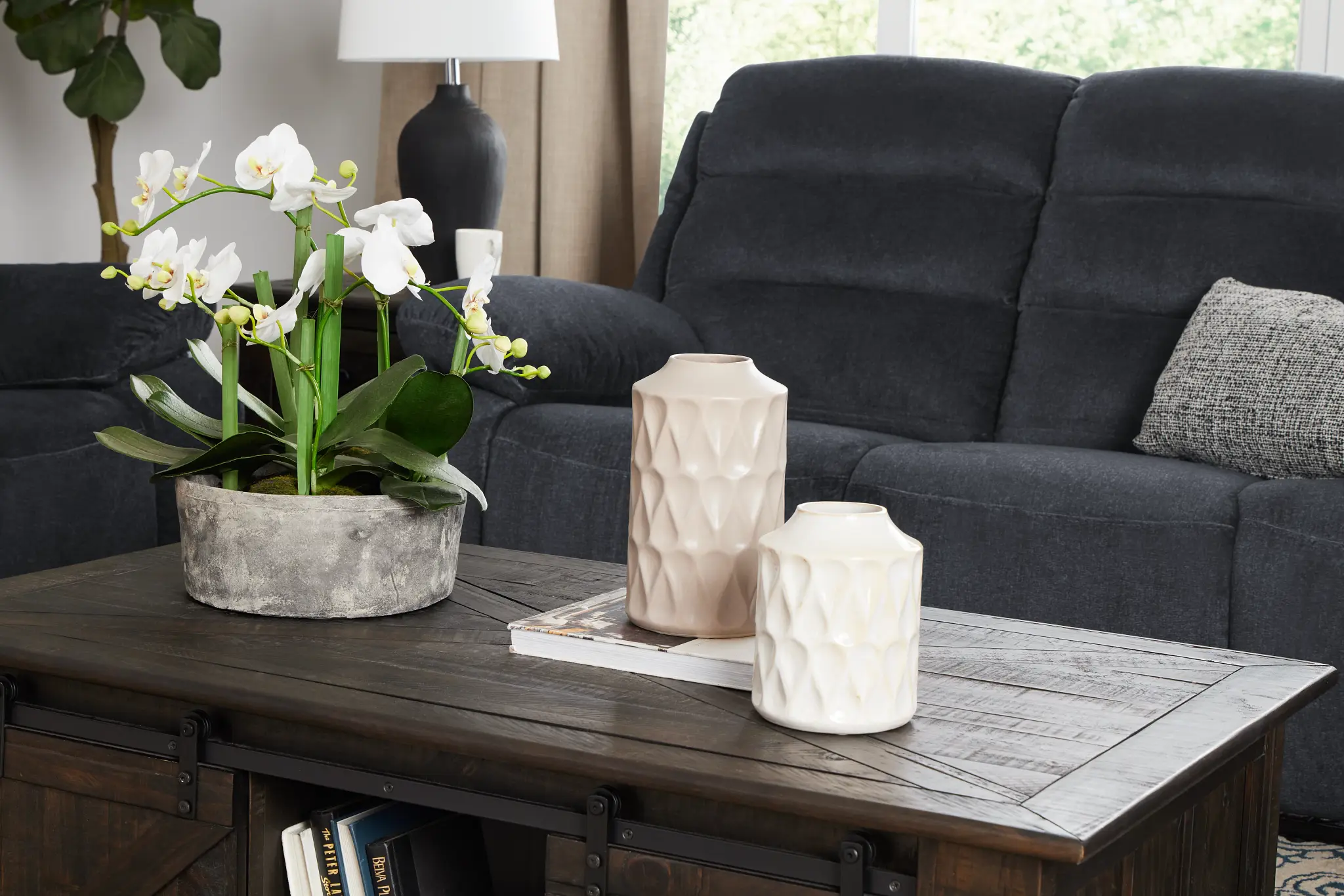 Allie White Small Vase Allie White Small Vase