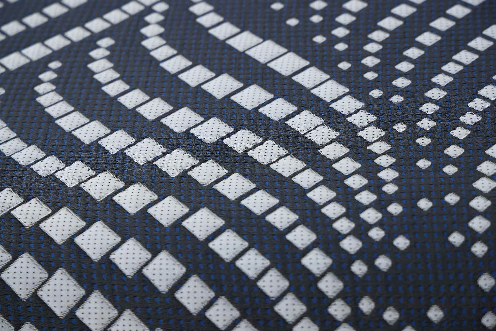 Sealy Posturepedic Plus High Point 14" Soft Hybrid Mattress