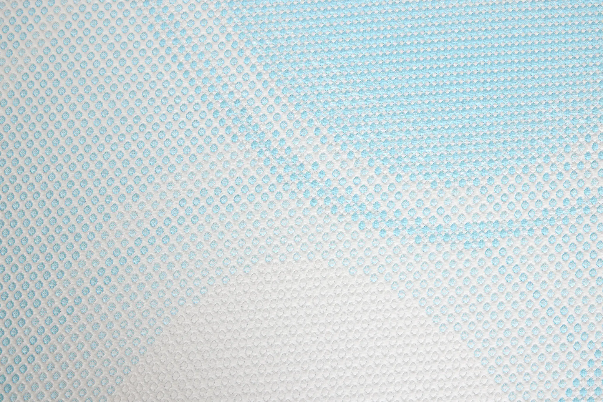 Tempur-pedic Tempur-luxebreeze Medium Mattress Set Tempur-pedic Tempur-luxebreeze Medium Mattress Set