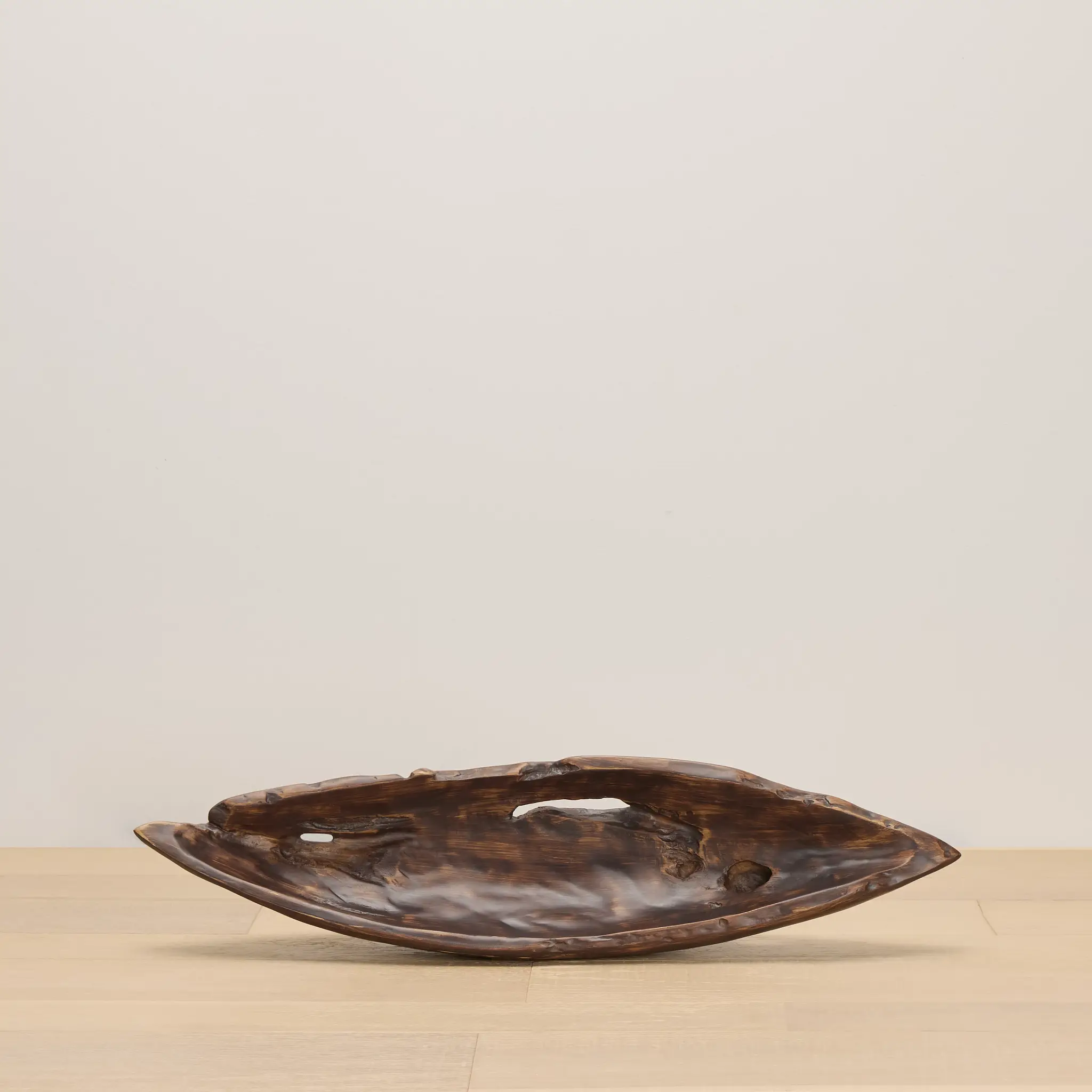 Maria Dark Tone Large Tabletop Accessory Maria Dark Tone Large Tabletop Accessory