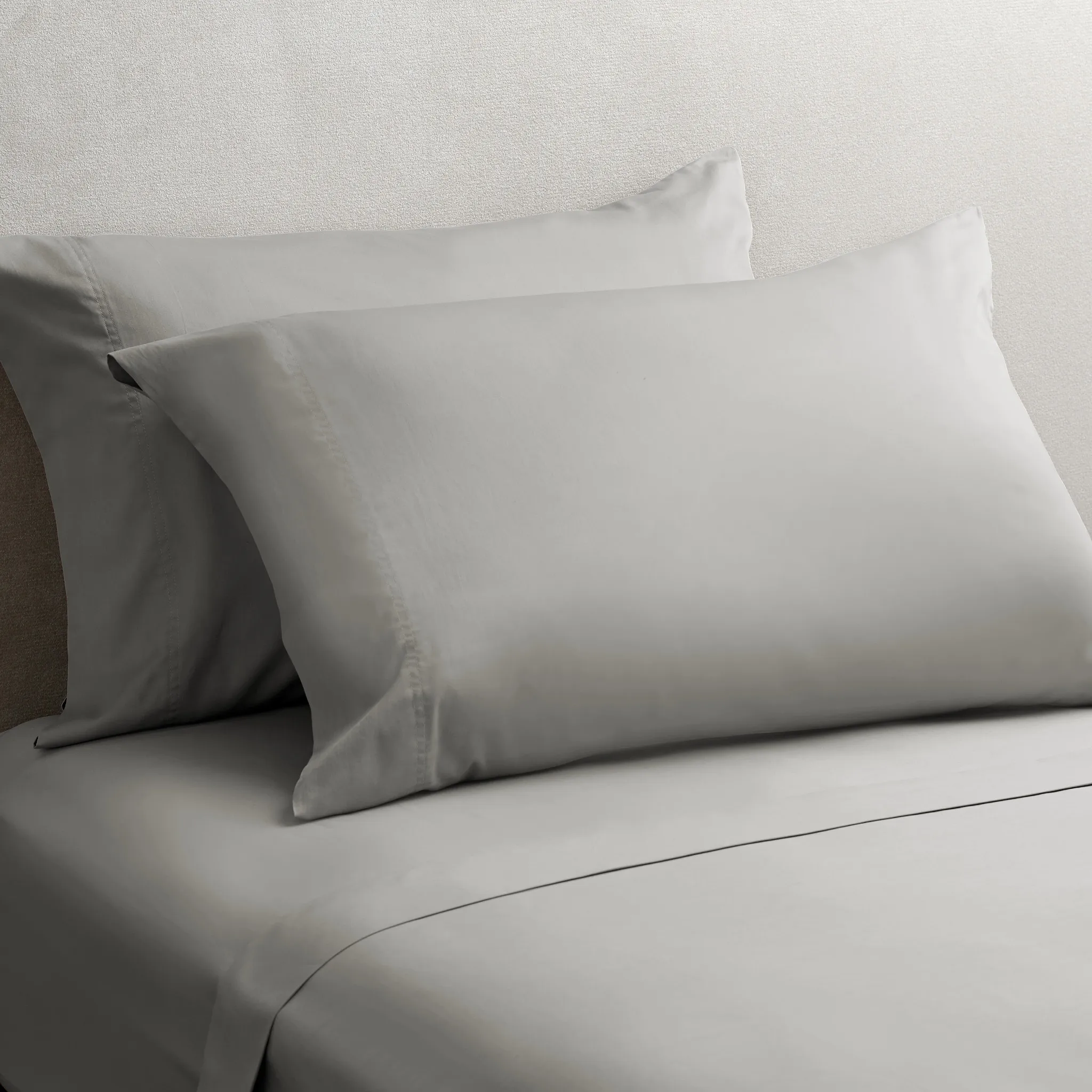 Rest & Renew Cotton Sateen Gray 300 Thread Sheet Set
