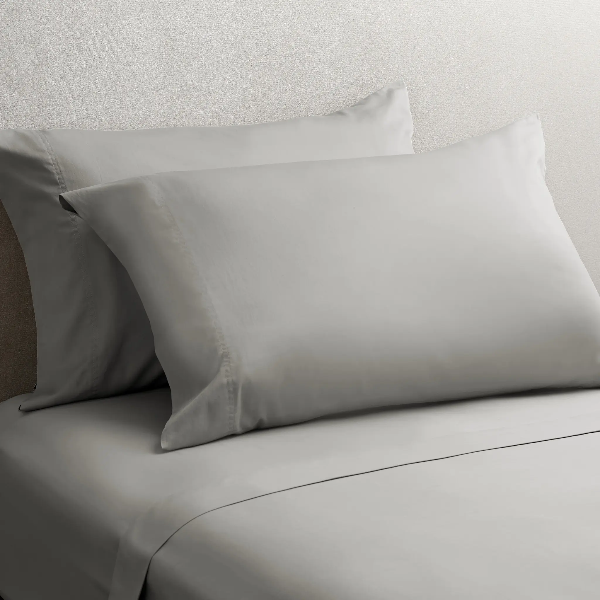 Rest & Renew Cotton Sateen Gray 300 Thread Sheet Set Rest & Renew Cotton Sateen Gray 300 Thread Sheet Set