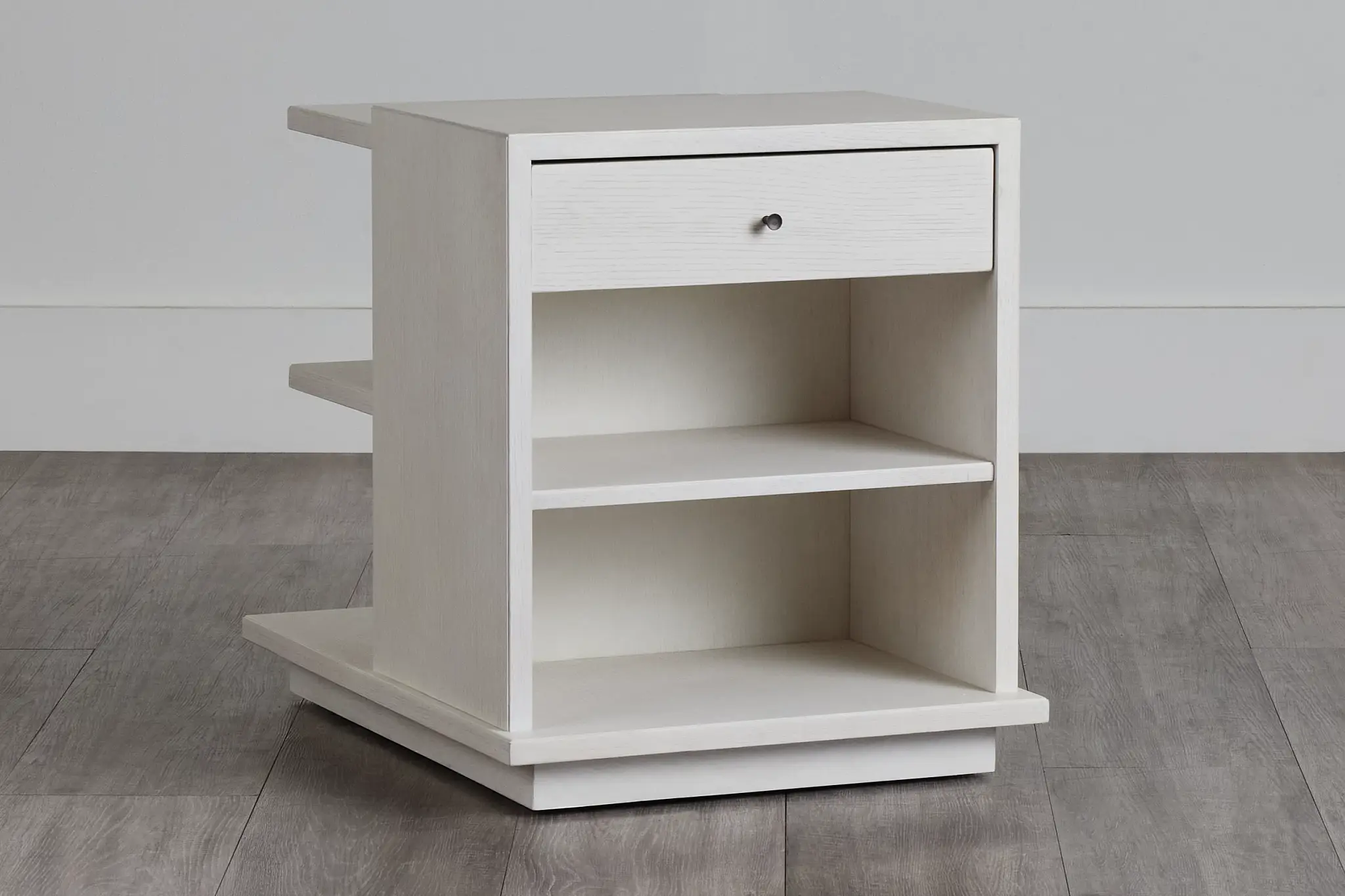 Arnette White End Table Arnette White End Table