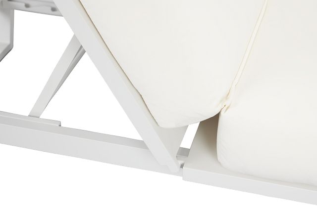 Exuma White Aluminum Cushioned Chaise