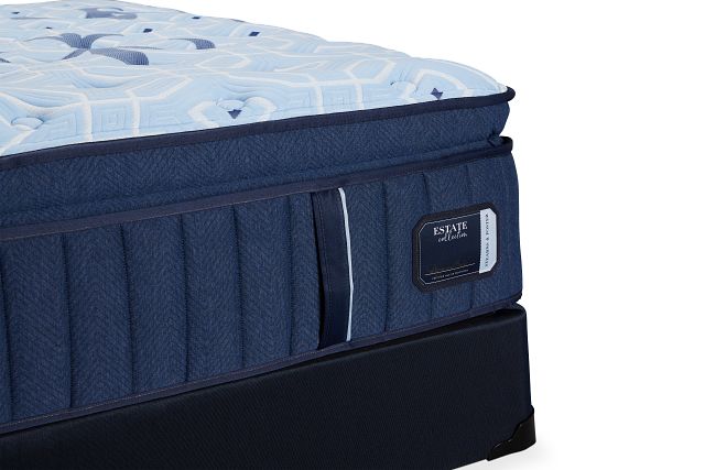 Stearns & Foster Estate Soft Mattress Set