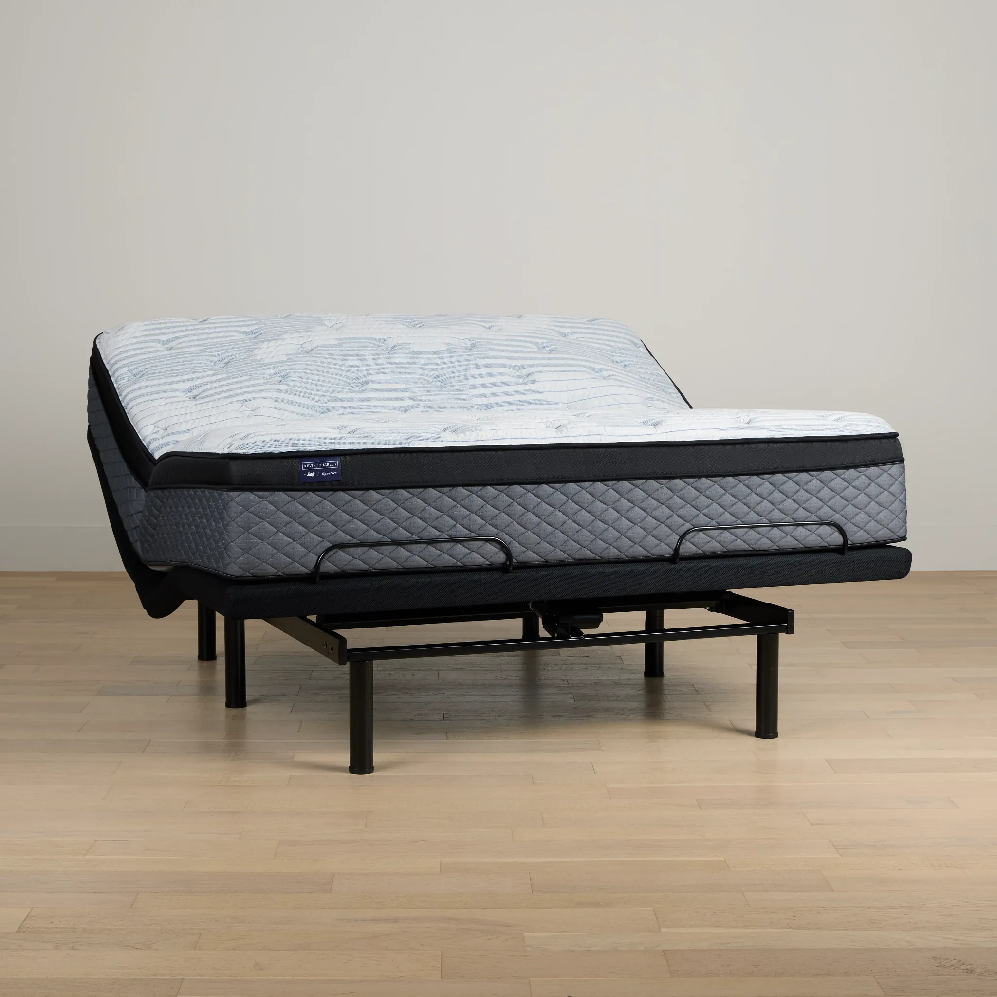 Kevin Charles By Sealy Signature Plush Deluxe Adjustable Mattress Set