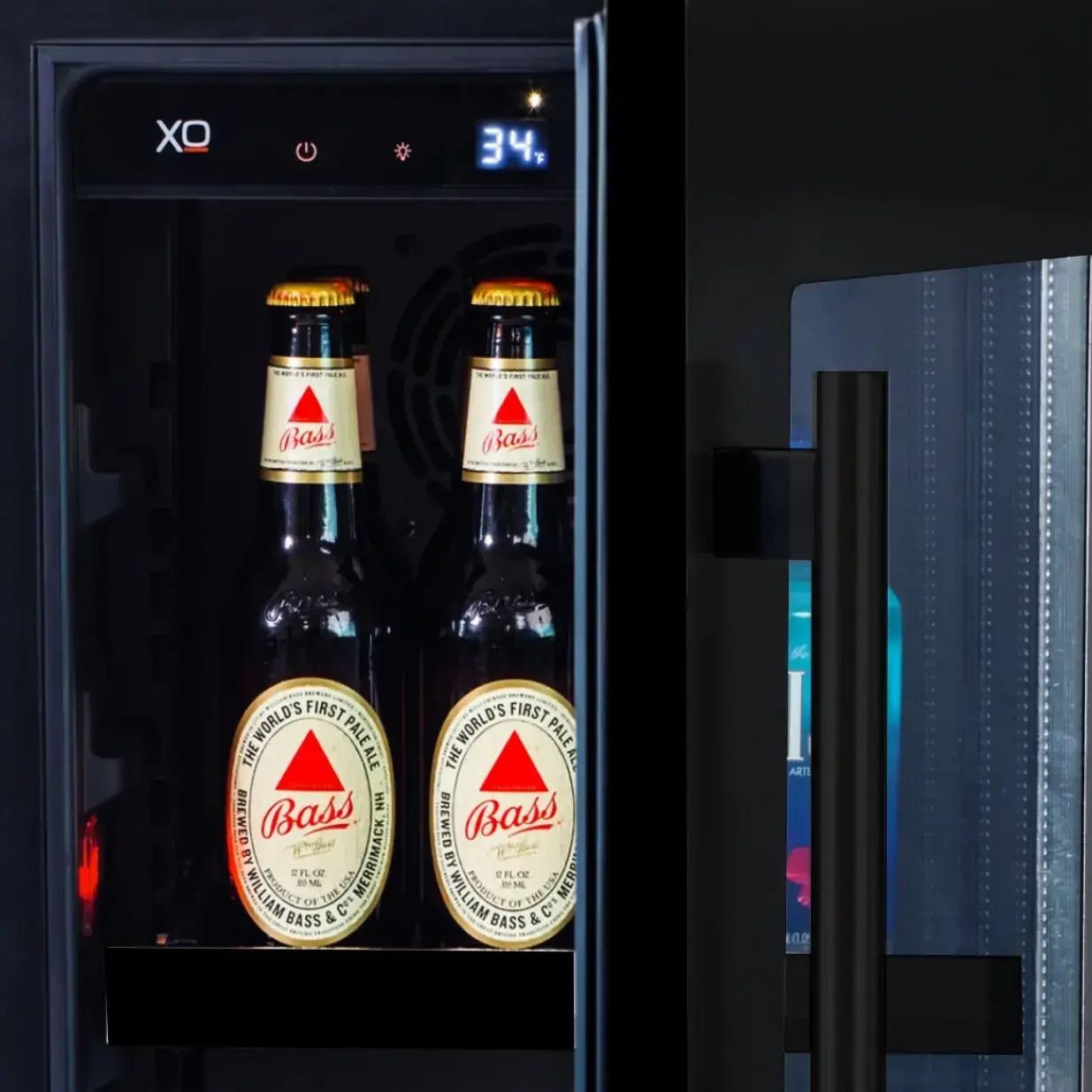 Xo Appliance 24 Series Beverage Center Black Rt Hinge Specialty Refrigerator Xo Appliance 24 Series Beverage Center Black Rt Hinge Specialty Refrigerator