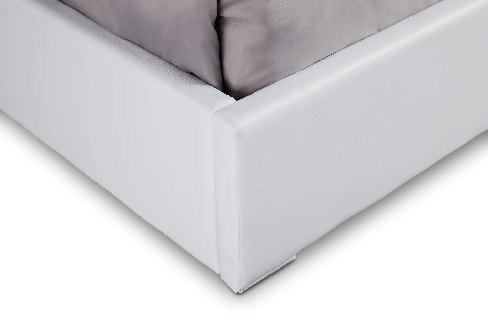Doral White Uph Spread Bed Doral White Uph Spread Bed