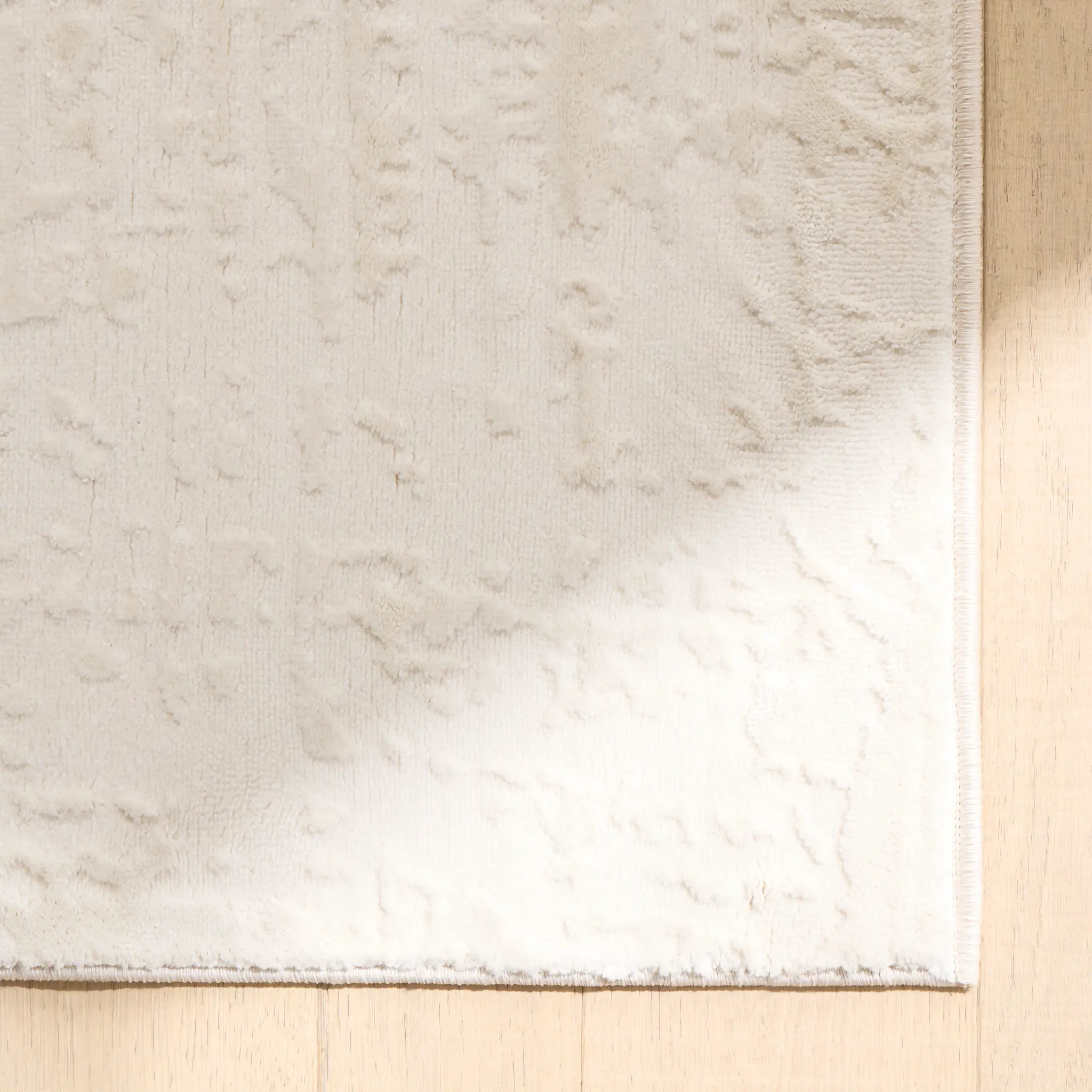 Sarna White 8x10 Area Rug Sarna White 8x10 Area Rug