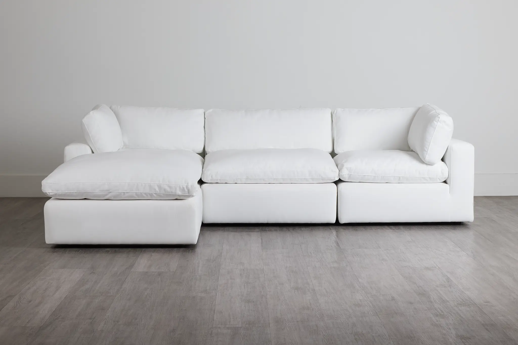 Grant White Fabric 4-piece Bumper Sectional Grant White Fabric 4-piece Bumper Sectional