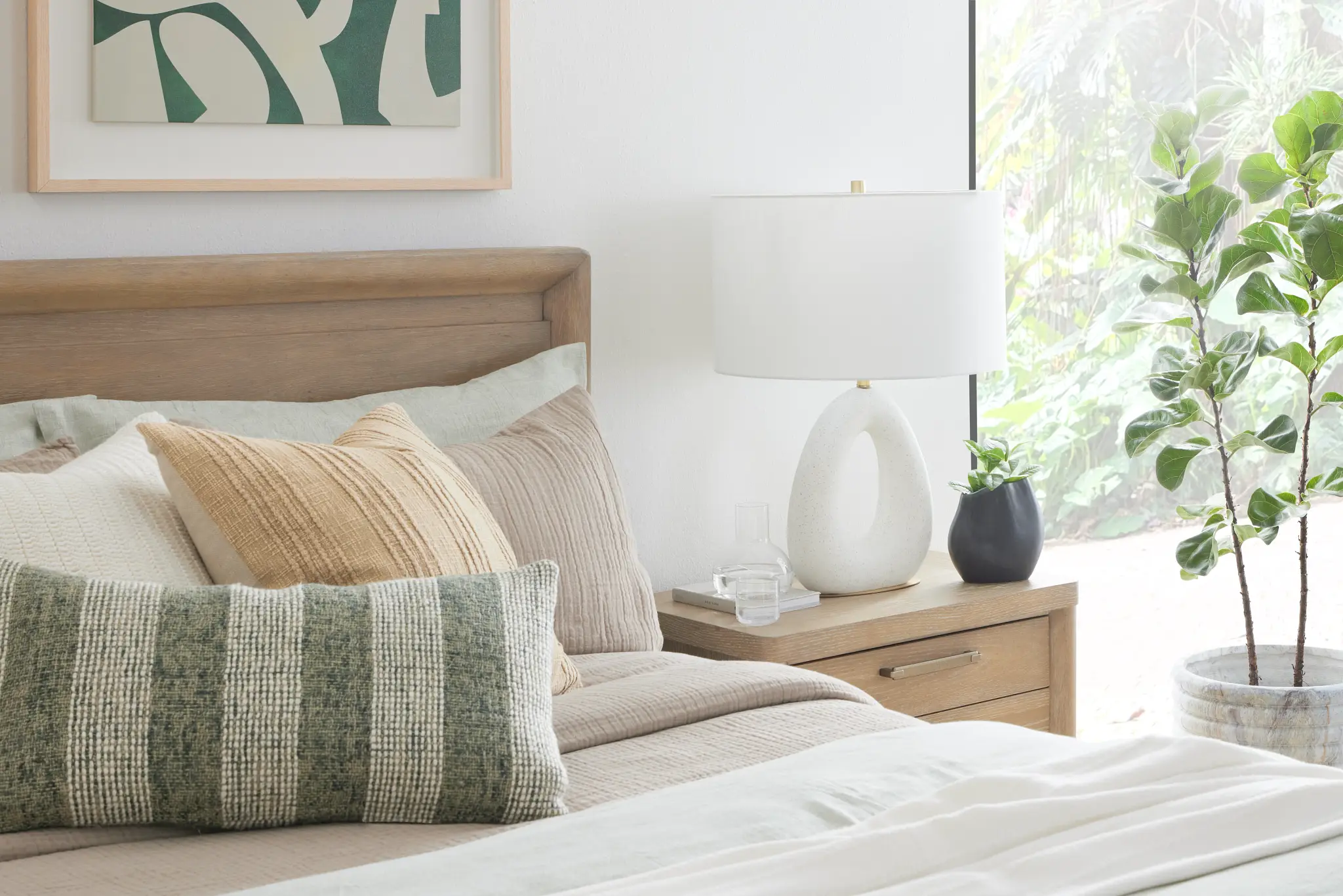 Alton Light Tone Platform Bed Alton Light Tone Platform Bed
