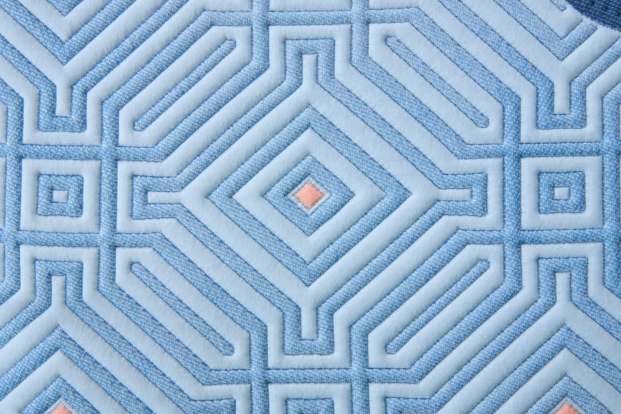 Stearns & Foster Lux Estate Elite Soft Hybrid 14" Soft Low-profile Mattress Set Stearns & Foster Lux Estate Elite Soft Hybrid 14" Soft Low-profile Mattress Set