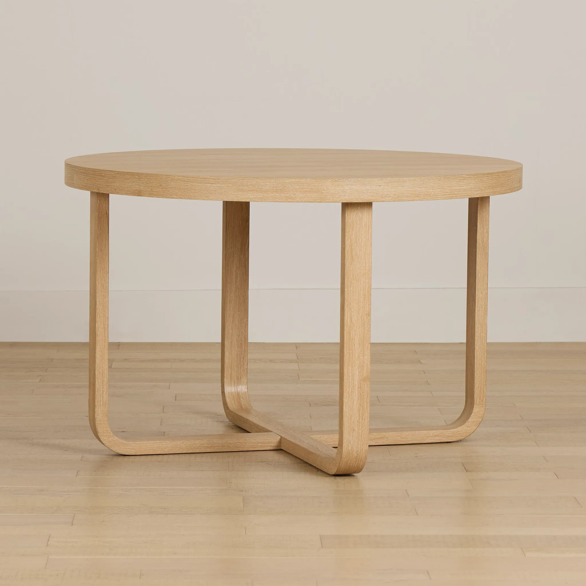 Lyndie Light Tone Round Table