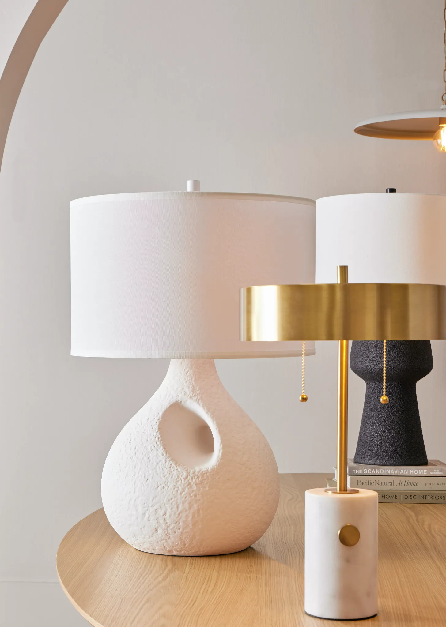 Navo Gold Metal Table Lamp