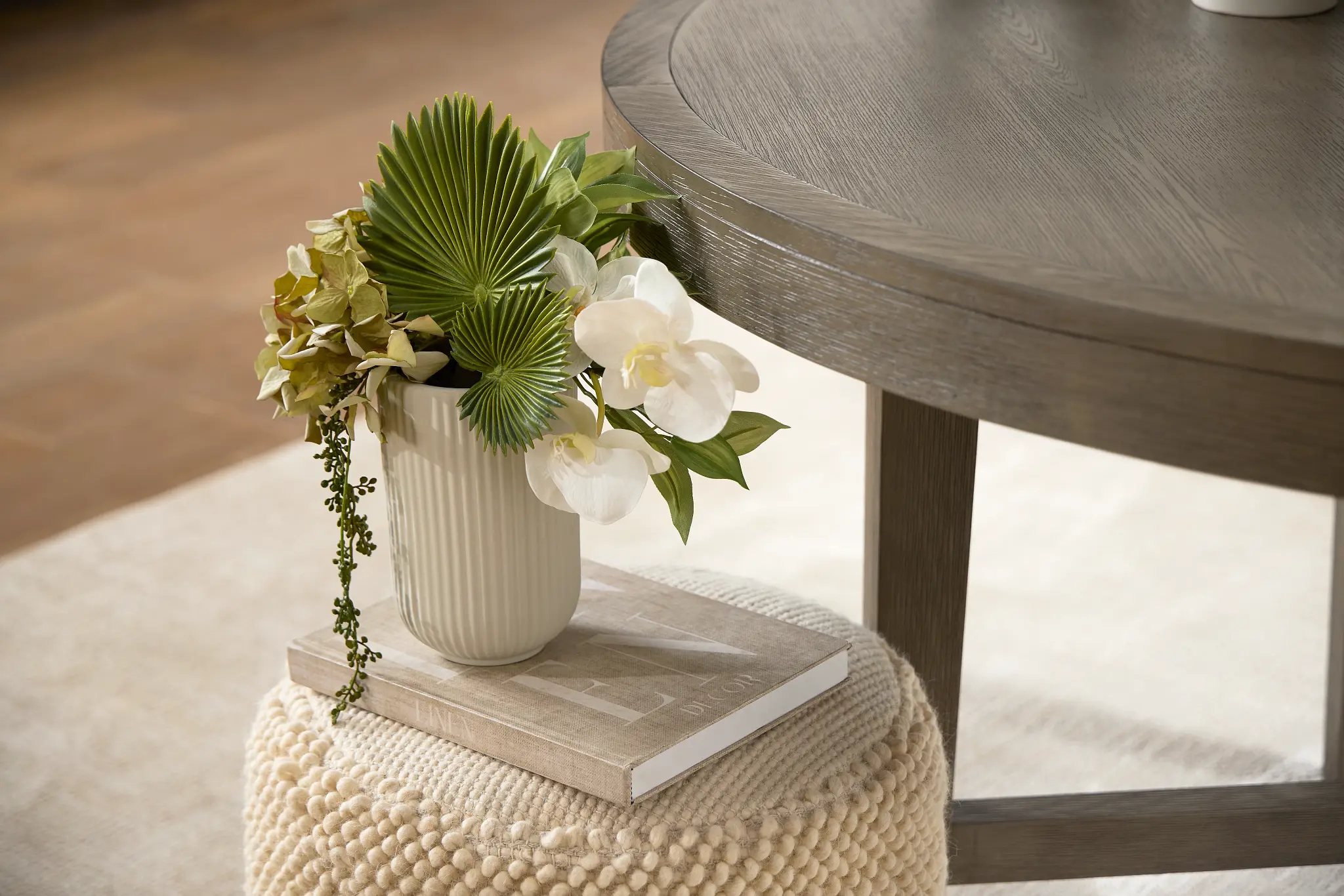 Rivi White Small Vase Rivi White Small Vase