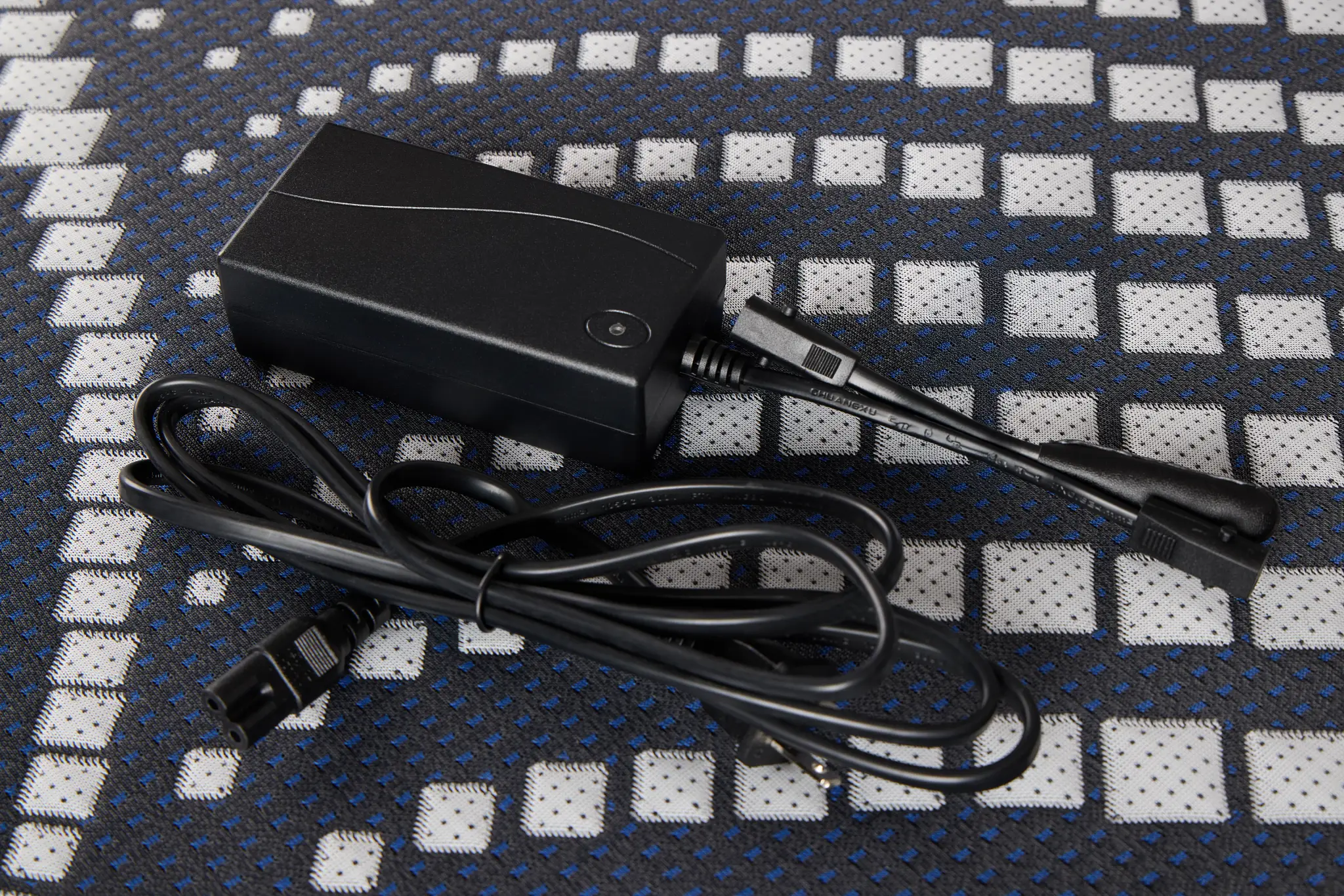 Sealy Posturepedic Plus High Point 14" Firm Ease Adjustable Mattress Set Sealy Posturepedic Plus High Point 14" Firm Ease Adjustable Mattress Set