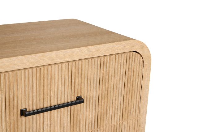 Lyndie Light Tone Dresser