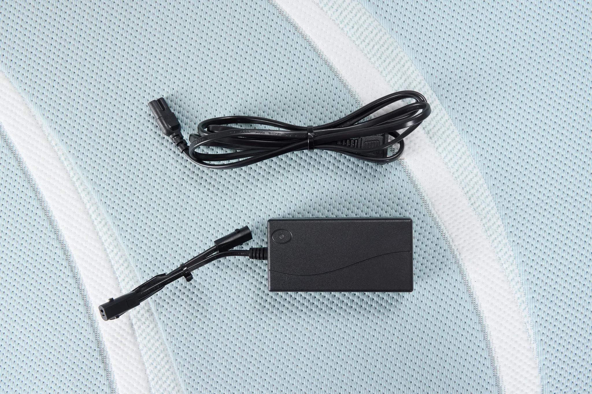 Tempur-pedic Tempur-luxeadapt Medium Hybrid Ergo Smart Adjustable Mattress Set Tempur-pedic Tempur-luxeadapt Medium Hybrid Ergo Smart Adjustable Mattress Set